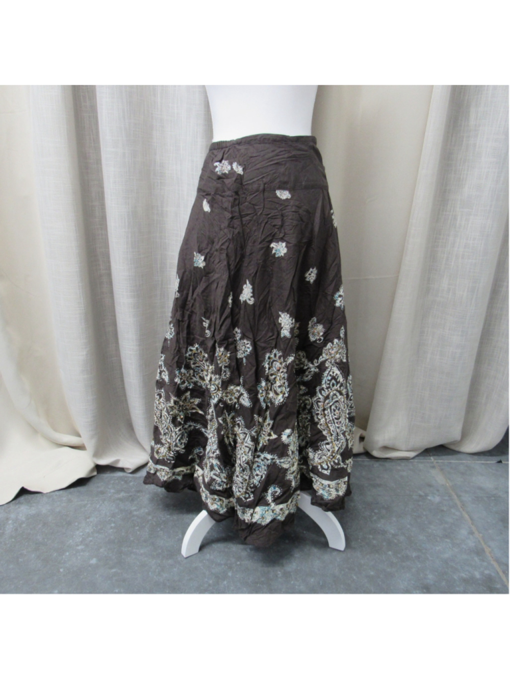 Chicos Boho Sequin Paisley Maxi Skirt Size 0 4/6 Cotton Crinkle Embroidered
